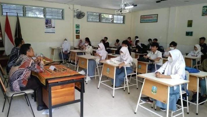 Suasana Pembelajaran SMA Negeri 10 Pontianak