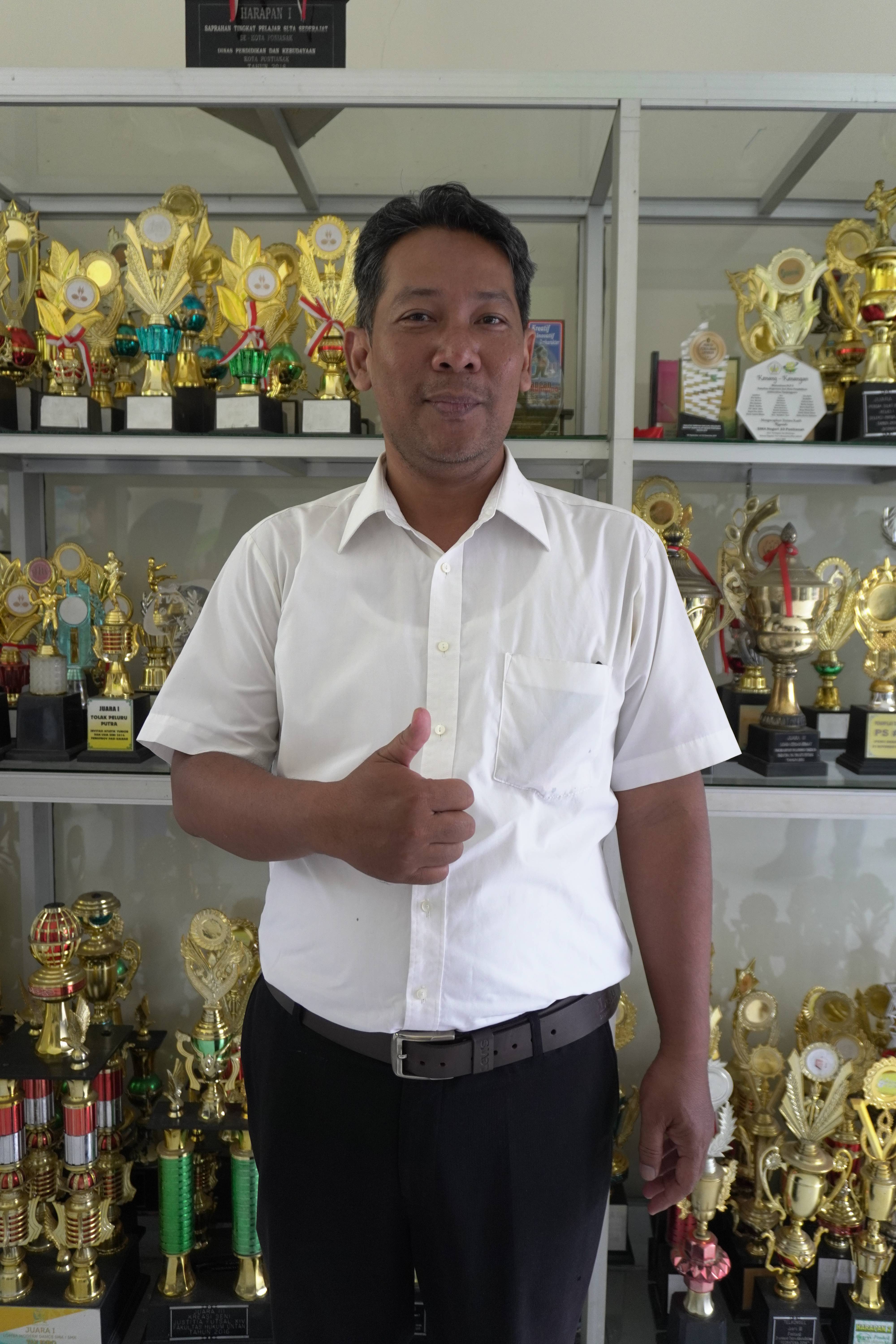 Alex Danan Suntadi Mulyana, S.Pd
